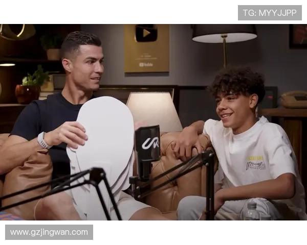 C罗父子同场竞技双双进球迷你罗为U16建功父亲再创辉煌